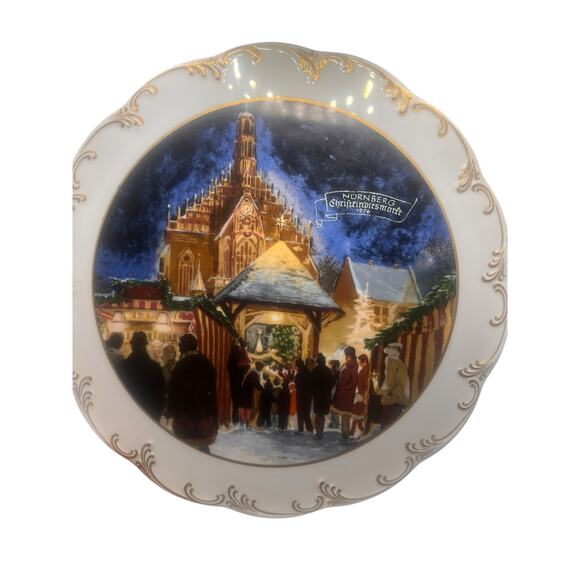 Rosenthal Germany Classic Rose Collection Set of 2 Nurnberg 1976 and 1977 Plates - Picture 2 of 10